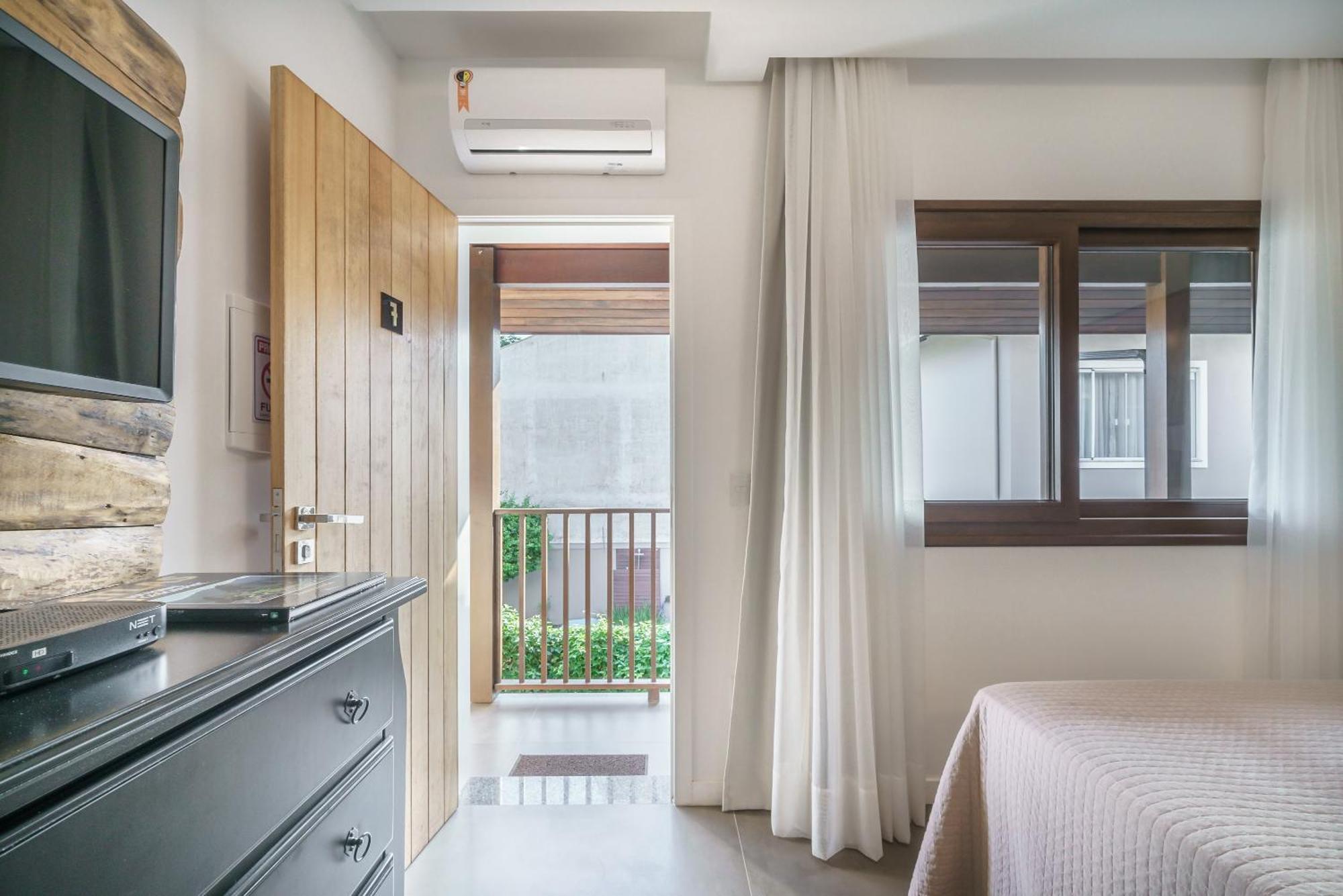 Banzai Brava Suites Итажаи Экстерьер фото