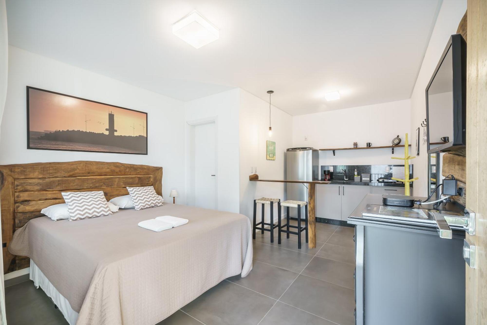 Banzai Brava Suites Итажаи Экстерьер фото